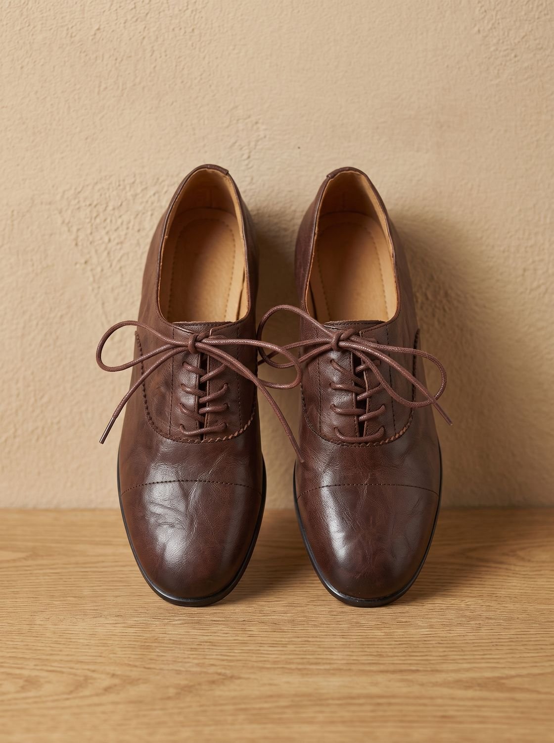 Women's Vintage Style Cushioned Cap Toe Flat Oxfords
