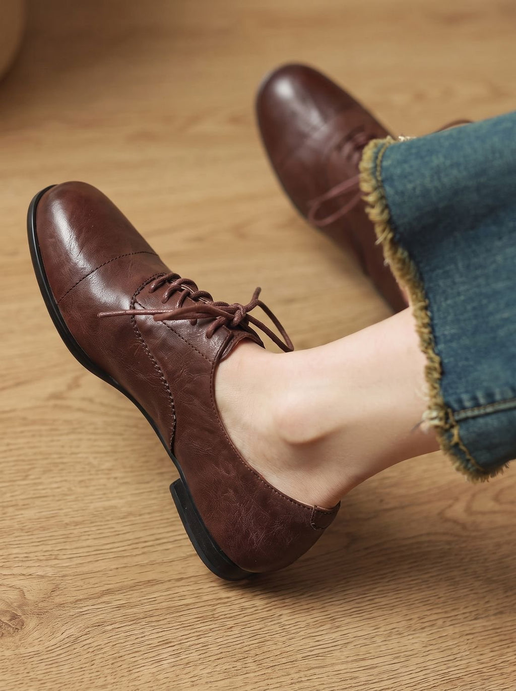 Women's Vintage Style Cushioned Cap Toe Flat Oxfords