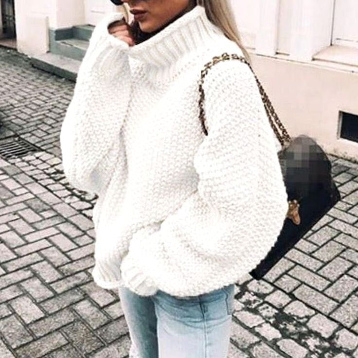 Women's Thick Oversized Turtleneck Sweater with Textured Weave