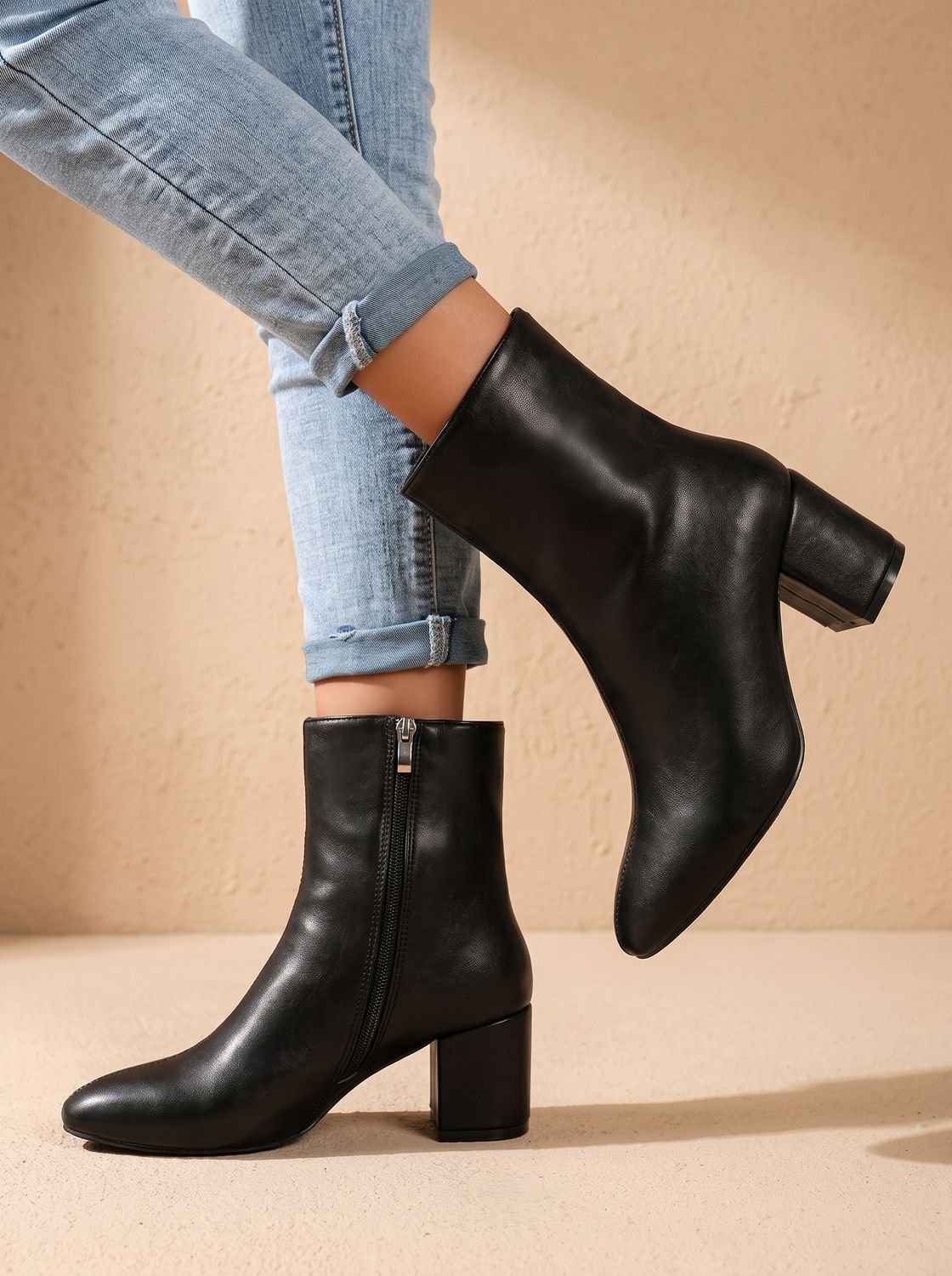 Women's Side Zip Faux Leather Heeled Short Boots