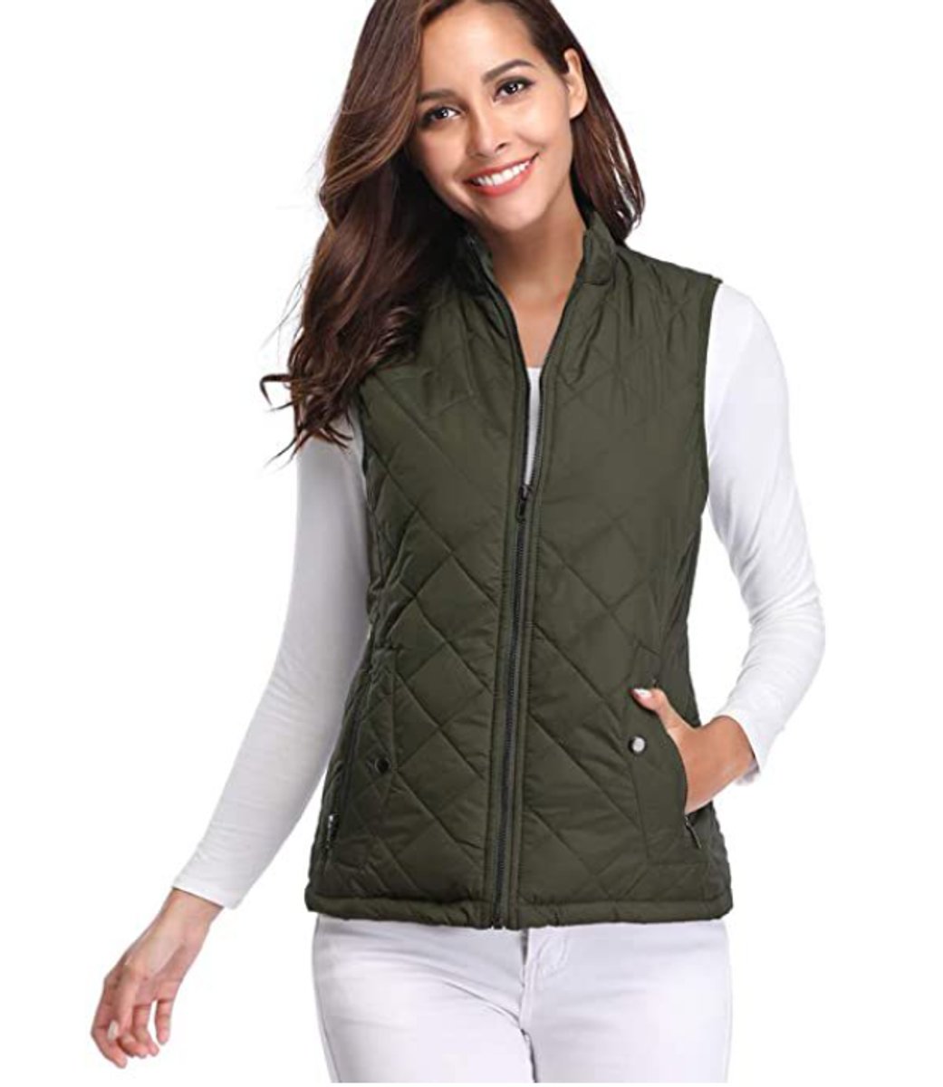Women's Diamond-Quilted Puffer Gilet with Snap Pockets