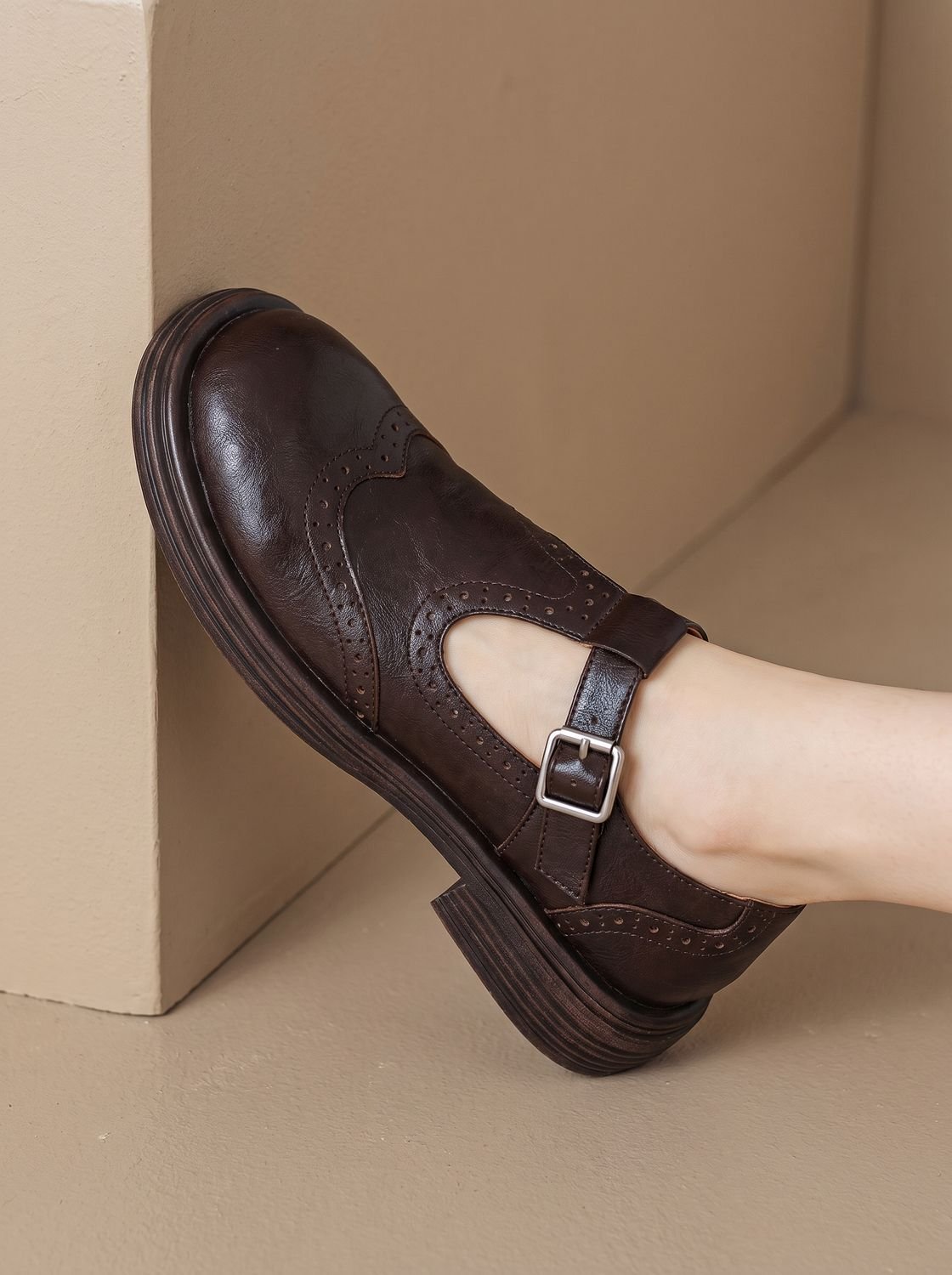 Women's Vintage Brogue Buckled T-Bar Flat Pumps